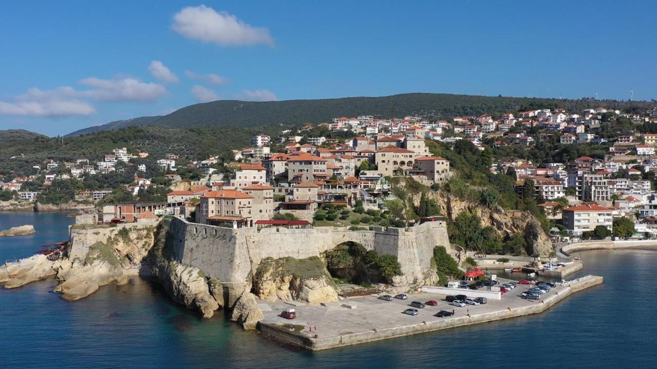 Auberge de jeunesse Pirate Backpackers à Ulcinj Extérieur photo